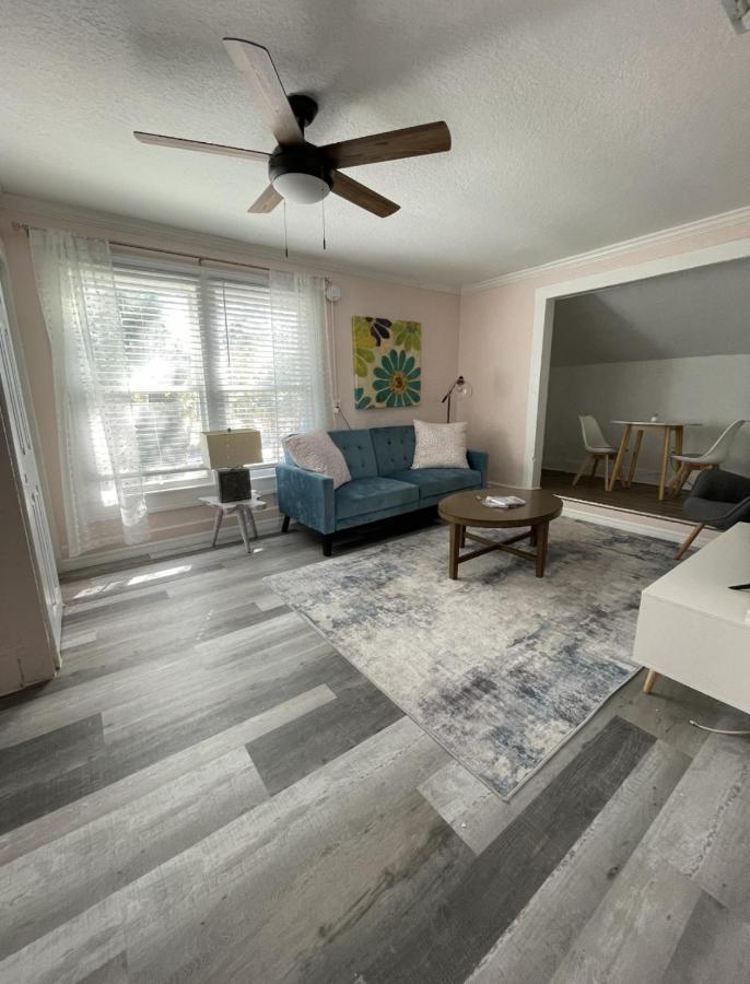 Apartment The Blue Wave Unit B *