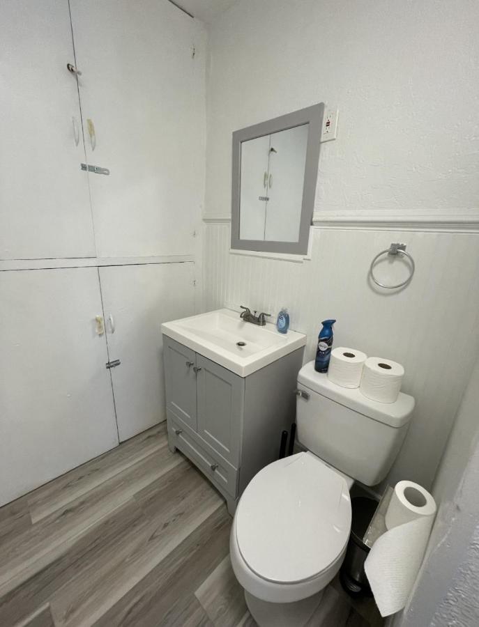 The Blue Wave Unit B Apartment St. Petersburg